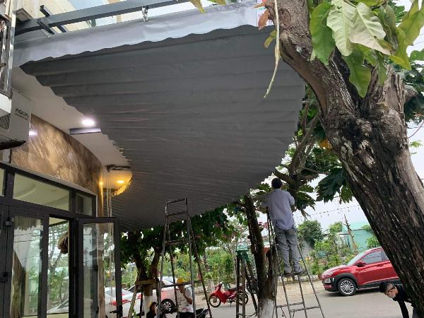 Bạt Xếp Lượn Sóng Cong